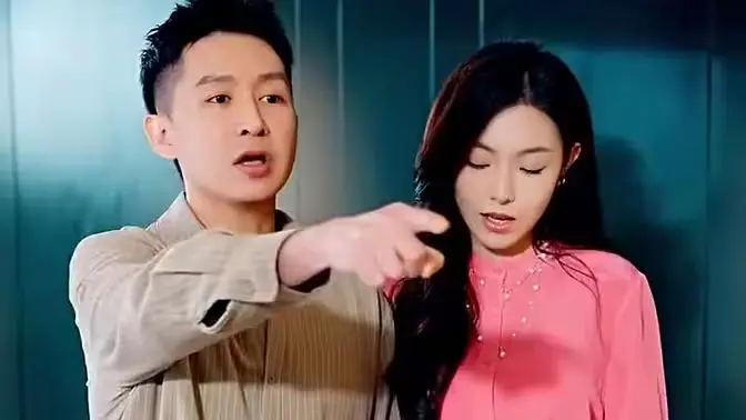 《星星来自你》：跨越星空的爱情童话？都市浪漫与奇幻元素的完美融合，甜到掉牙！